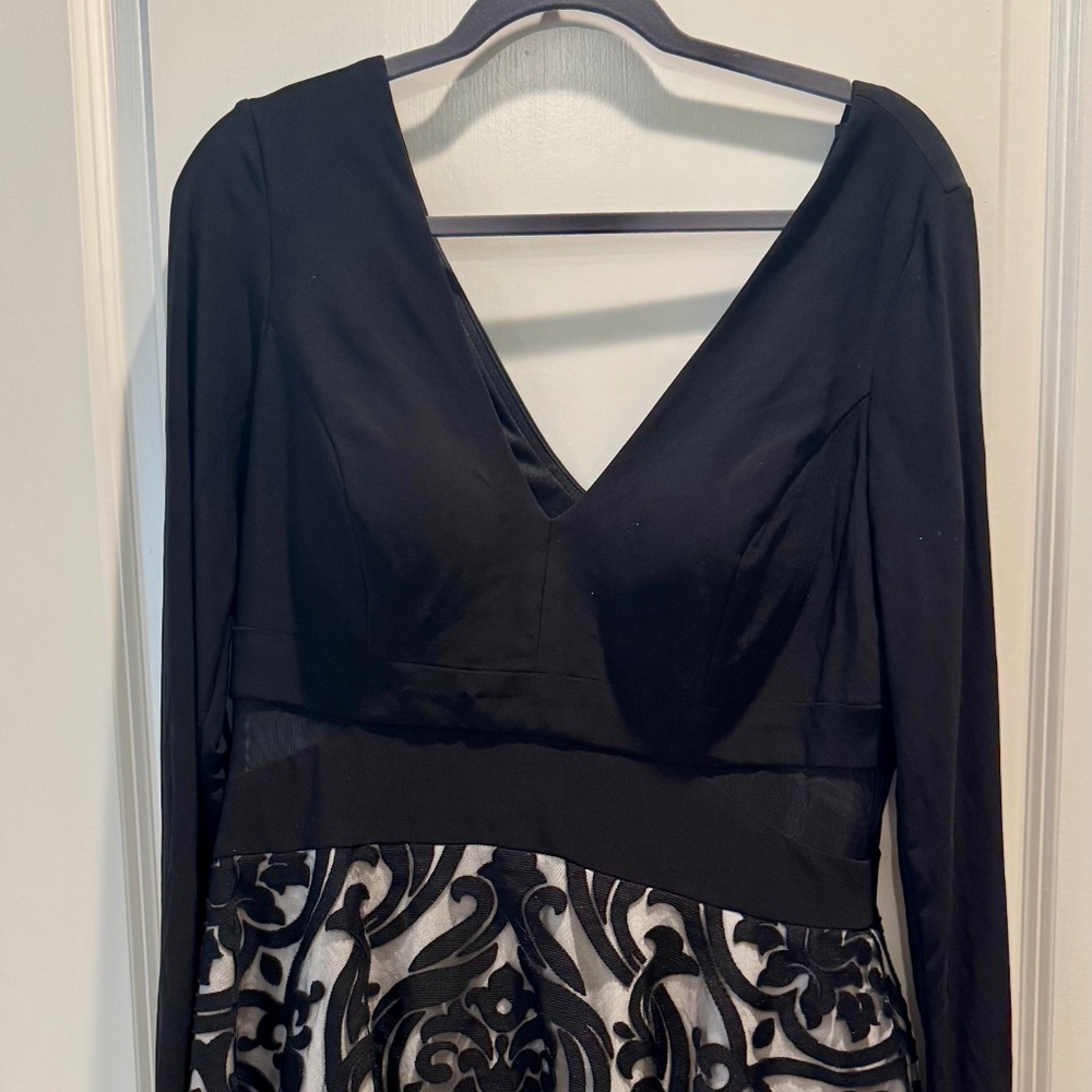 Elegant Black & White Long Sleeve Party Dress